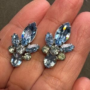 Light Blue Crystal Floral Stud Earrings - Women Jewelry